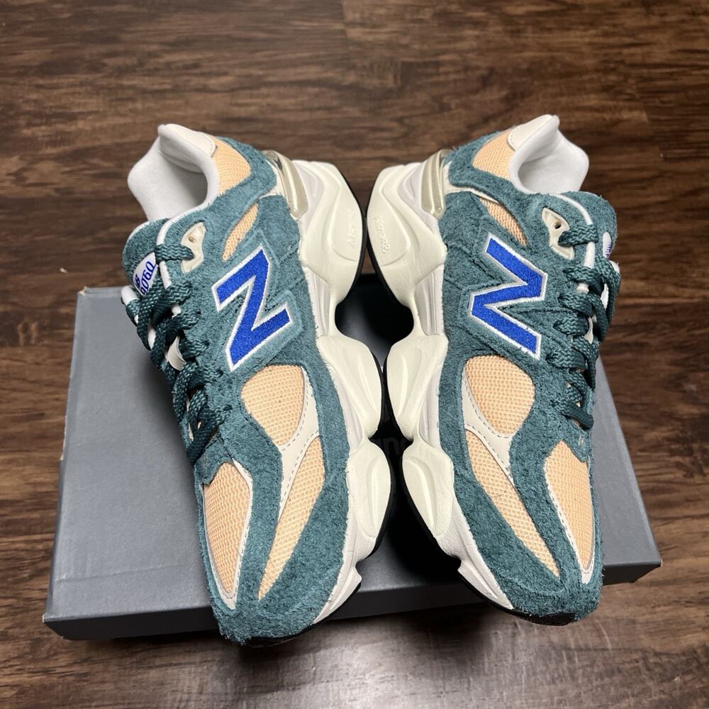 New Balance 9060 Womens Size 7.5 Shoes New Spruce Peach Sneakers GC9060GP NEW - Picture 5 of 7